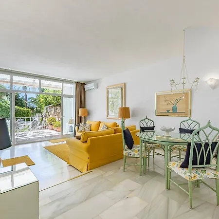 Golf Town House In Aloha With Pool&garden, Casa vacanze *