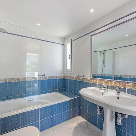 Golf Town House In Aloha With Pool&garden, Marbella